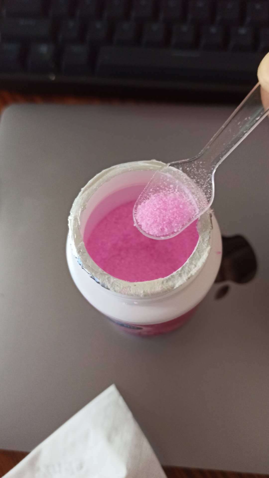 灭烟去味神器，再也不用担心烟灰乱飞了，有效去除烟味